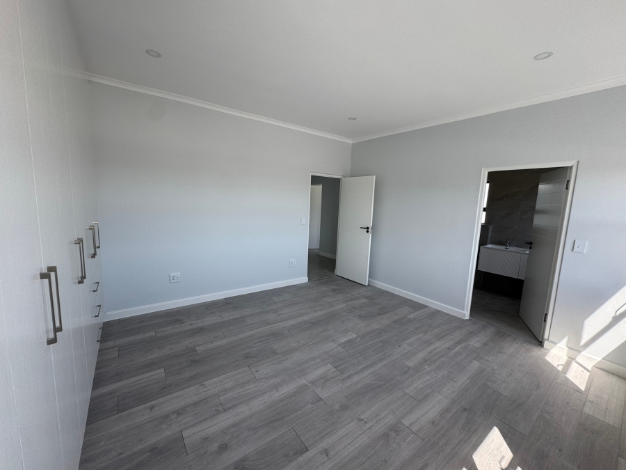 4 Bedroom Property for Sale in Sandown Western Cape